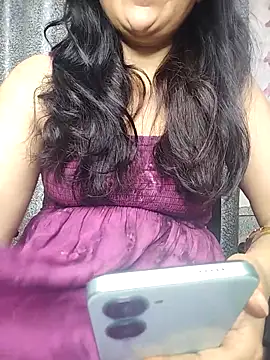 Snapshot of sexy_bhabhi69 chatting on 16, 10, 2025 sexy bhabhi69 online show from 16, 10, 2025