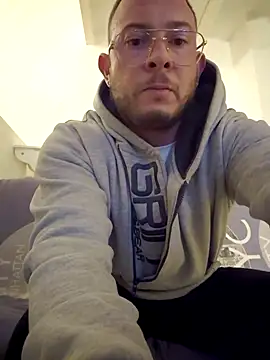 Snapshot of jourdinio13 chatting on 1, 2, 2025 jourdinio13 online show from 1, 2, 2025