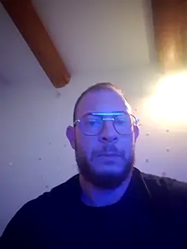 Snapshot of jourdinio13 chatting on 4, 10, 2025 jourdinio13 online show from 4, 10, 2025