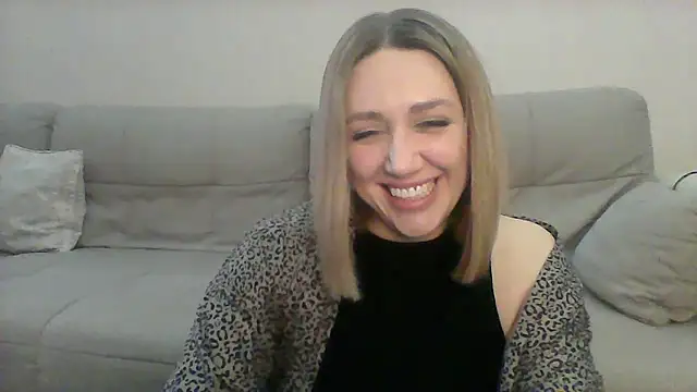 Snapshot of VickyLove047 chatting on 5, 2, 2025 VickyLove047 online show from 5, 2, 2025