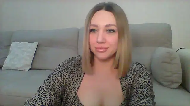 Snapshot of VickyLove047 chatting on 6, 3, 2025 VickyLove047 online show from 6, 3, 2025