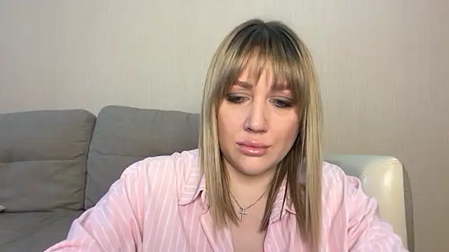 Snapshot of VickyLove047 chatting on 11, 4, 2026 VickyLove047 online show from 11, 4, 2026