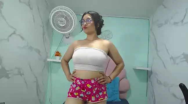 karime sexygirl online show from 16, 1, 2025