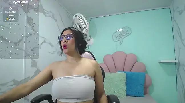 karime sexygirl online show from 28, 1, 2025