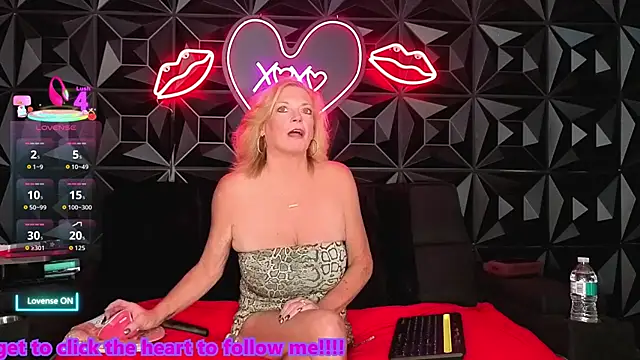 Snapshot of anastasiaxxx72 chatting on 6, 7, 2026 anastasiaxxx72 online show from 6, 7, 2026
