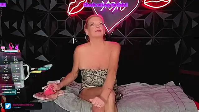 Snapshot of anastasiaxxx72 chatting on 18, 7, 2026 anastasiaxxx72 online show from 18, 7, 2026