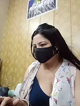 Snapshot of hornycoupleJandS chatting on 15, 6, 2026 hornycoupleJandS online show from 15, 6, 2026
