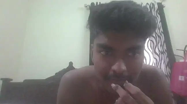 Snapshot of funcracker chatting on 19, 1, 2025 funcracker online show from 19, 1, 2025