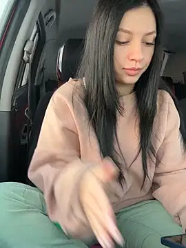 JulliaVegas online show from 5, 2, 2025