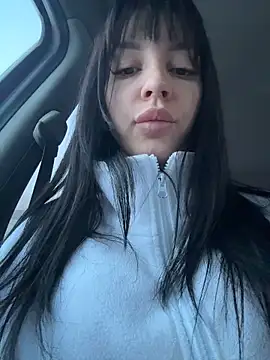 JulliaVegas online show from 2, 2, 2026