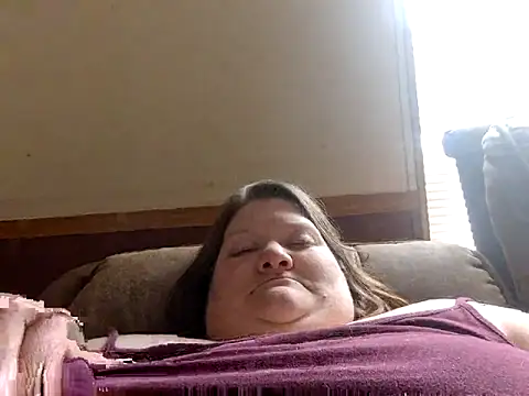 Snapshot of chrissybear84 chatting on 18, 2, 2026 chrissybear84 online show from 18, 2, 2026