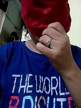 Snapshot of sunita-doll chatting on 1, 7, 2026 sunita-doll online show from 1, 7, 2026