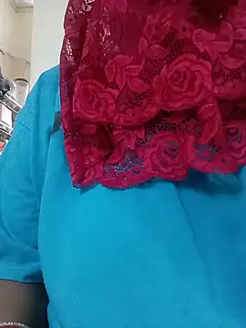 Snapshot of sunita-doll chatting on 16, 7, 2026 sunita-doll online show from 16, 7, 2026