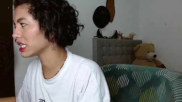 Snapshot of Sexy_Lia_ chatting on 28, 4, 2026 Sexy Lia online show from 28, 4, 2026