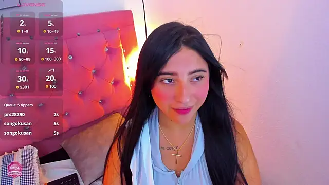 Snapshot of Emma_Cutey chatting on 28, 1, 2025 Emma Cutey online show from 28, 1, 2025