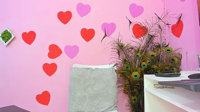 miss--flora online show from 9, 3, 2025