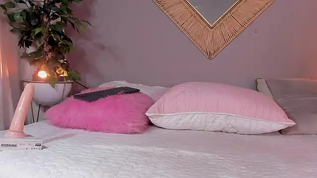 bella arias online show from 18, 12, 2024