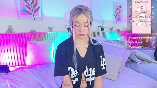 EmmaJhonnsson online show from 19, 3, 2025