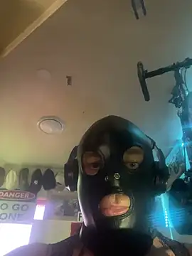 Snapshot of kinkycdslutsv chatting on 9, 2, 2025 kinkycdslutsv online show from 9, 2, 2025