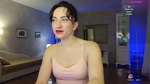 AnneHaddaway online show from 28, 2, 2025