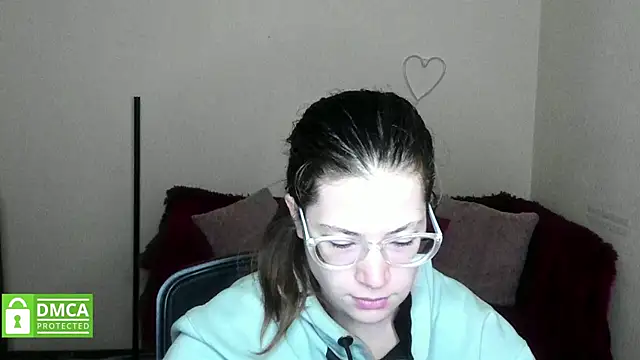 Alicia redfollow online show from 1, 11, 2025