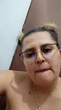 Miss balloonsmila online show from 4, 1, 2025