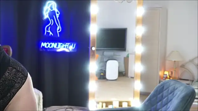 Snapshot of moonlight4u chatting on 24, 1, 2025 moonlight4u online show from 24, 1, 2025