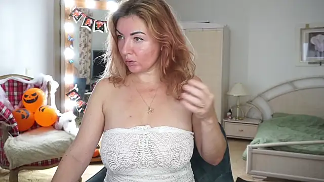 Snapshot of moonlight4u chatting on 29, 10, 2025 moonlight4u online show from 29, 10, 2025