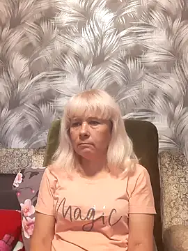 sakura blonde online show from 21, 11, 2025