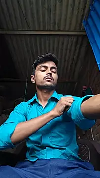 Snapshot of Suraj223kumar chatting on 29, 10, 2025 Suraj223kumar online show from 29, 10, 2025