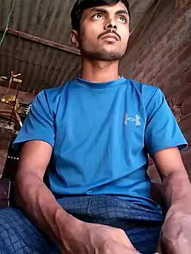 Snapshot of Suraj223kumar chatting on 11, 11, 2025 Suraj223kumar online show from 11, 11, 2025