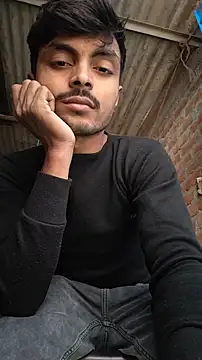 Snapshot of Suraj223kumar chatting on 13, 11, 2025 Suraj223kumar online show from 13, 11, 2025