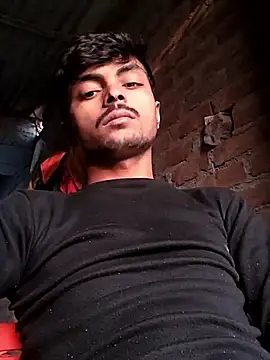 Snapshot of Suraj223kumar chatting on 14, 11, 2025 Suraj223kumar online show from 14, 11, 2025