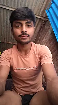 Snapshot of Suraj223kumar chatting on 19, 11, 2025 Suraj223kumar online show from 19, 11, 2025