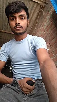 Snapshot of Suraj223kumar chatting on 22, 11, 2025 Suraj223kumar online show from 22, 11, 2025