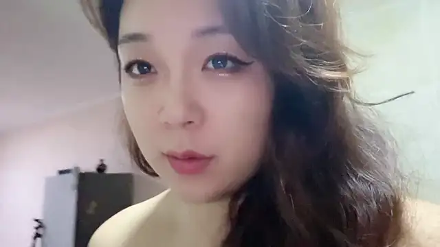 Snapshot of Z30966903S chatting on 4, 2, 2026 Z30966903S online show from 4, 2, 2026