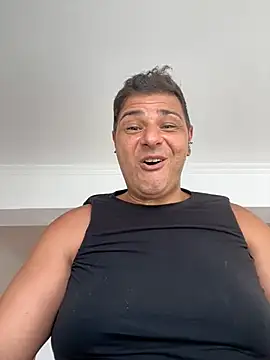 SecretlyDD online show from 26, 2, 2025