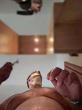 SecretlyDD online show from 7, 4, 2026