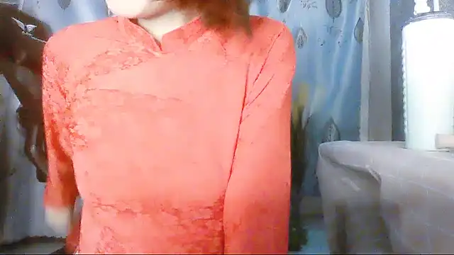 Snapshot of Lucy_limon chatting on 12, 9, 2025 Lucy limon online show from 12, 9, 2025