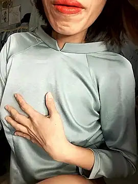 Snapshot of Lucy_limon chatting on 21, 9, 2025 Lucy limon online show from 21, 9, 2025