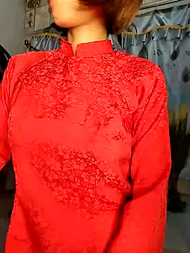 Snapshot of Lucy_limon chatting on 8, 10, 2025 Lucy limon online show from 8, 10, 2025