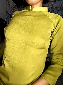 Snapshot of Lucy_limon chatting on 9, 10, 2025 Lucy limon online show from 9, 10, 2025