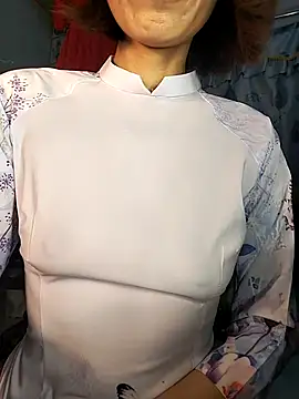 Snapshot of Lucy_limon chatting on 2, 12, 2025 Lucy limon online show from 2, 12, 2025