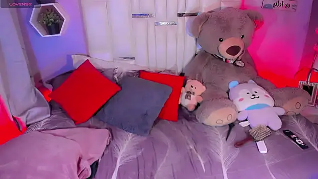 Snapshot of Aileen_18 chatting on 11, 4, 2026 Aileen 18 online show from 11, 4, 2026