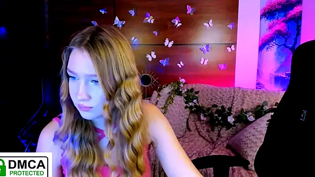 playful sophie online show from 26, 12, 2024