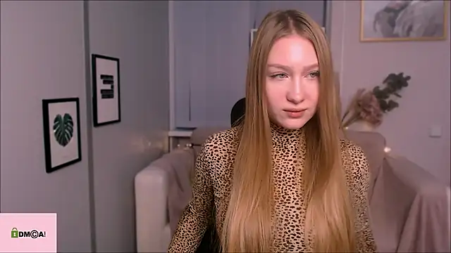 playful sophie online show from 4, 1, 2025