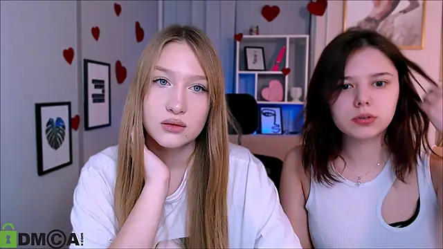 playful sophie online show from 4, 3, 2025