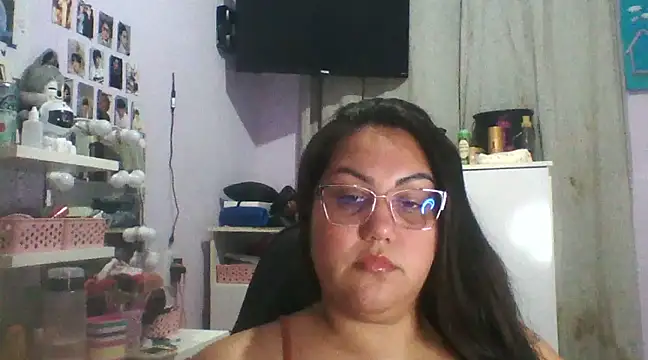 Snapshot of Paolaa_hoot chatting on 25, 2, 2025 Paolaa hoot online show from 25, 2, 2025