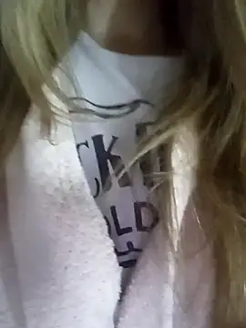 KattyLuuu online show from 29, 3, 2026