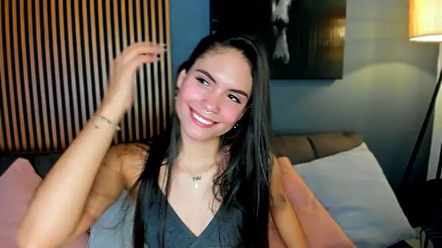 Snapshot of Gaby_Ferrer chatting on 11, 10, 2025 Gaby Ferrer online show from 11, 10, 2025